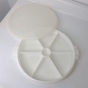 Vintage Tupperware 🍰 Divided Party Server Snack Container Serving Dish With Lid